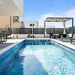 Awesome In Holiday home *