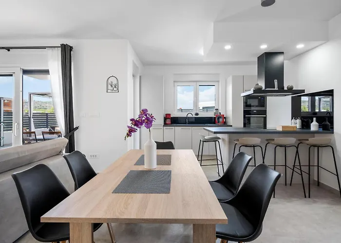 Awesome In Tatil Evi *