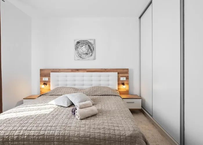 Awesome In Tatil Evi *