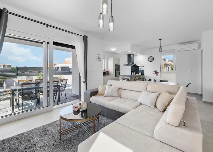 Awesome In Tatil Evi *