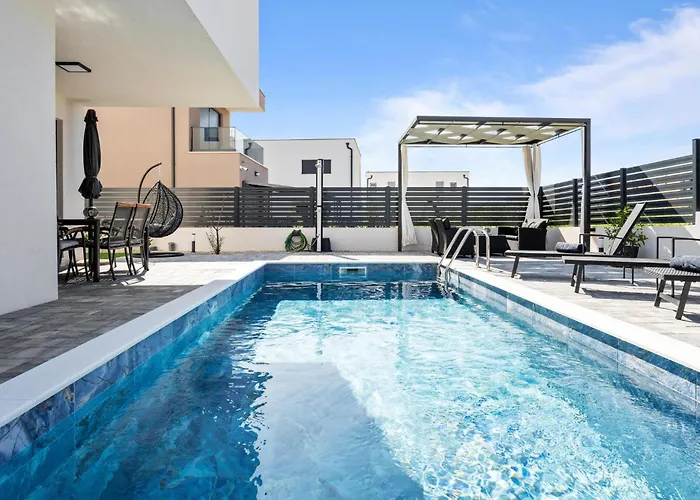 Awesome In Tatil Evi *